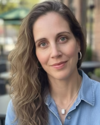 Photo of Lindsay Zimmitti, Clinical Social Work/Therapist, LCSW