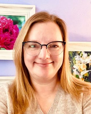 Photo of Heather Cosimo - Counseling Cradle LLC, Licensed Professional Counselor, LPC, LMHC, PMH-C, CCMHC