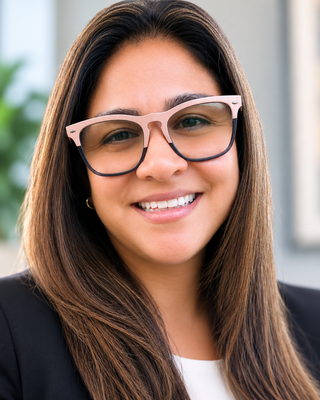 Photo of Italia L Orellana, Clinical Social Work/Therapist, LCSW