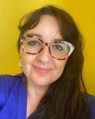 Photo of Jana Haragalova, Psychotherapist, MA, HCPC-Art Therap.