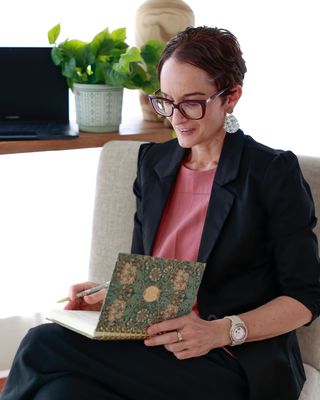 Photo of Louise Ford - Amani Counselling, Counsellor, ACA-L1