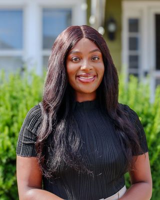 Photo of Andrean Hill, Clinical Social Work/Therapist, MSW, LMSW