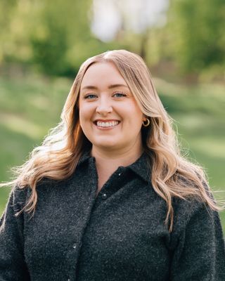 Photo of McKenzie Van Ausdal, Pre-Licensed Professional, MSCMHC, Intern