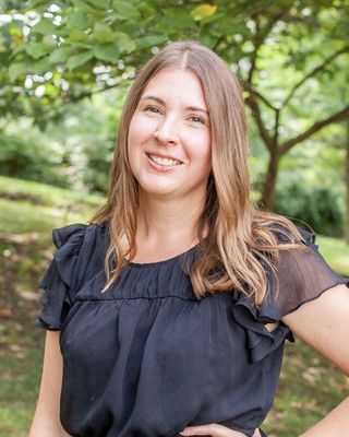 Photo of Lisa Marie Weaber, Licensed Professional Counselor, MA, LPC, RPT