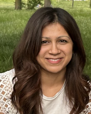 Photo of Mariana Raza, Psychotherapist, MBABCP