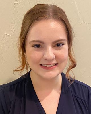 Photo of Jenna Broad, Registered Psychotherapist (Qualifying)