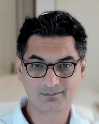 Photo of Arif Moghal, Counsellor, MA, MBACP