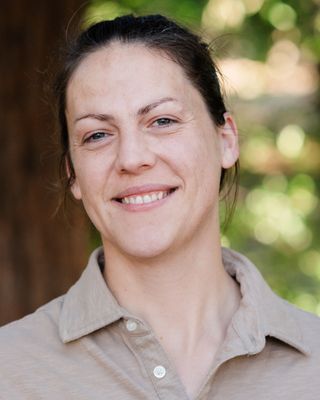 Photo of Amber Valett, Associate Professional Clinical Counselor, AMFT, APCC