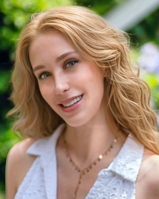Photo of Andrea Z Santelices, Clinical Social Work/Therapist, LCSW-C, MSW