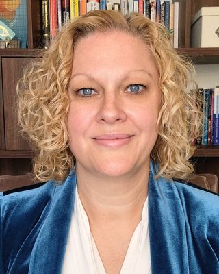 Photo of Stacy Rhoades, LCPC, Licensed Clinical Professional Counselor