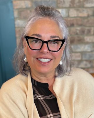 Photo of Regina Andrews Duarte, Clinical Social Work/Therapist, BS, MSW, LCSW-S