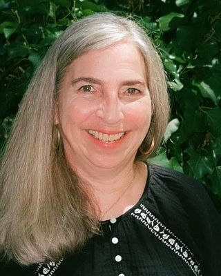 Photo of Catherine Hall, Clinical Social Work/Therapist, LCSW, LISW