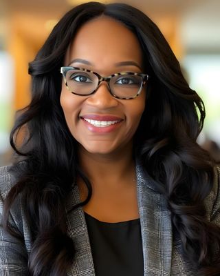 Photo of LaTarsha Edwards, Psychiatric Nurse Practitioner, MSN, PMHNP