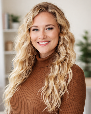 Photo of Janelle Kanteluk, Registered Social Worker, BSW, RSW