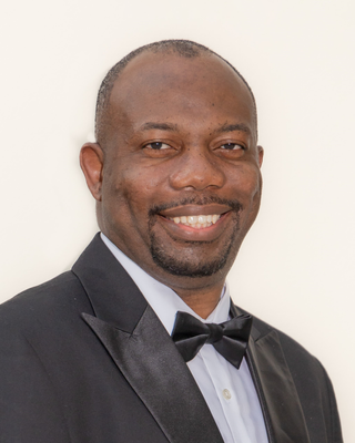 Photo of Olushola Balogun, Psychiatric Nurse Practitioner, PMHNP