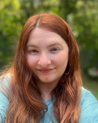 Photo of Nikki Conomos, Marriage & Family Therapist Intern, MS