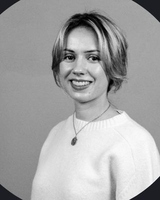 Photo of Rebecca Shore, Counsellor, MA, MBACP