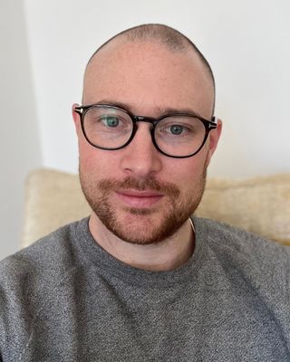 Photo of David Linford - Levari Therapy, Psychotherapist, MSc, MBABCP