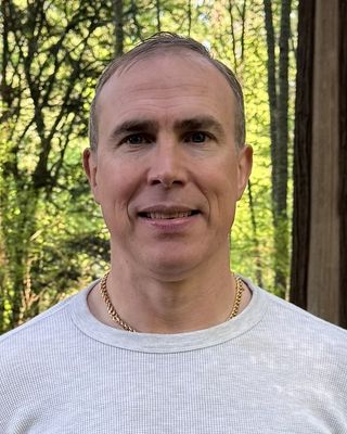 Photo of Geoff Williams, Clinical Social Work/Therapist, MA, MSW, RCSW, RCC