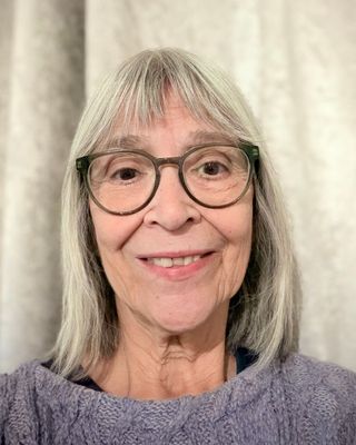 Photo of Rosario Sralla, Licensed Clinical Mental Health Counselor, LPC, LCMHC, LCPC