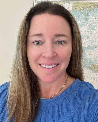 Photo of Holly Cristofaro, Clinical Social Work/Therapist, MSW, LICSW, APHSW-C