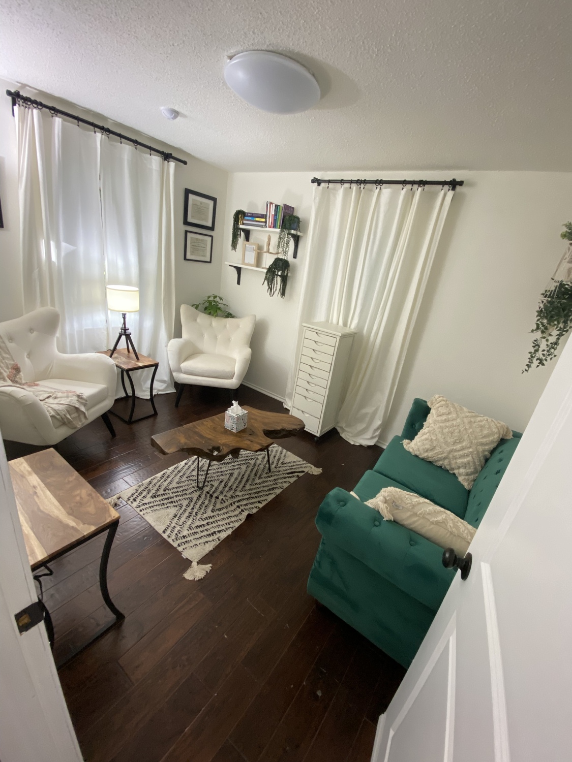 Gallery Photo of Kassandra’s Counseling room