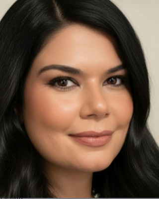 Photo of Navneet Dhaliwal, Psychiatric Nurse Practitioner, DNP, PMHNP, FNP-C