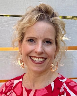 Photo of Susannah Herrada, Pre-Licensed Professional, MSW, LGSW