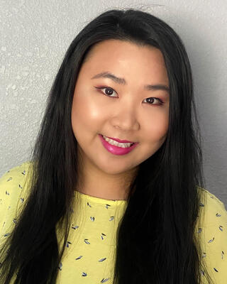 Photo of Joanna Kwan, Licensed Professional Clinical Counselor