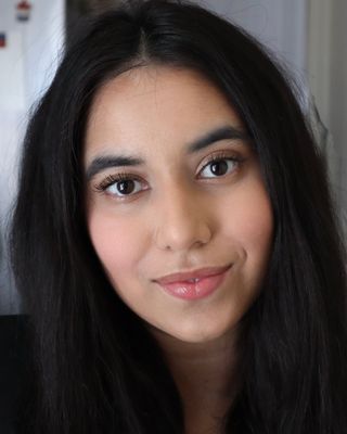 Photo of Areeba Farooq, Registered Psychotherapist (Qualifying), MACP