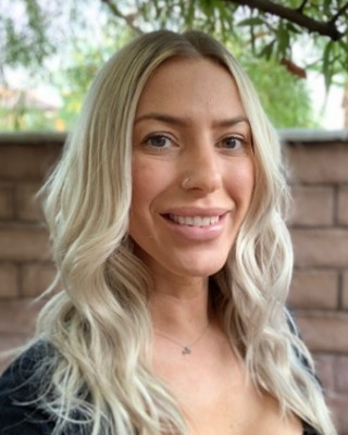 Photo of Elizabeth Mitchell, Marriage & Family Therapist Intern in Las Vegas, NV