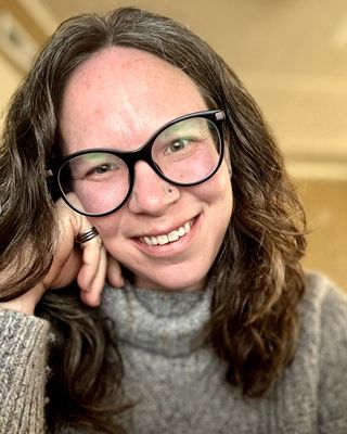 Photo of Emma Ledvina, Pre-Licensed Professional, MSW, ASW