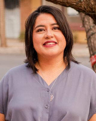 Photo of Lisete Oyervidez, Marriage & Family Therapist in Sanger, CA