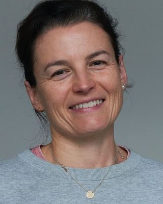 Photo of Sara Francia, Psychotherapist, MSc, MBACP