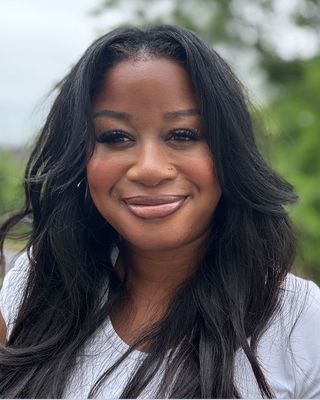 Photo of Madeleine D'Almeida, Clinical Social Work/Therapist, LSW