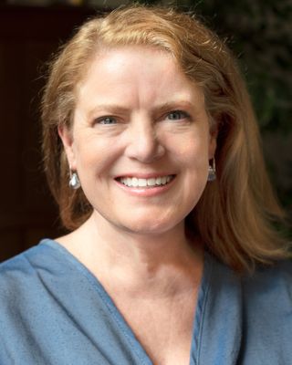 Photo of Alicen Willis, Registered Social Worker, MSW, TS, RSW