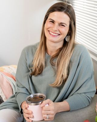 Photo of Lindsey Gage, Licensed Clinical Mental Health Counselor, MA, LCMHC, NCC