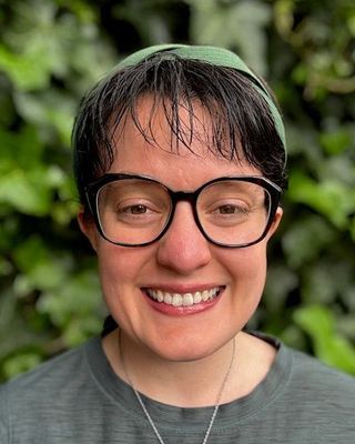 Photo of Véro Lecocq, Counselor, MA, LMHCA, P-RDT