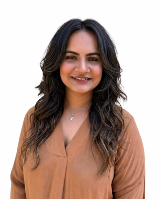 Photo of Nirja Thakkar, Registered Psychotherapist (Qualifying), MACP