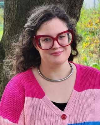 Photo of Sara Beth Clayton, Pre-Licensed Professional, MA, MEd, MHC-LP