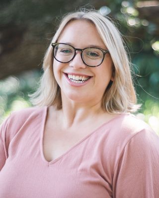 Photo of Samantha Williams, LCSW Associate , MSW, LCSWA