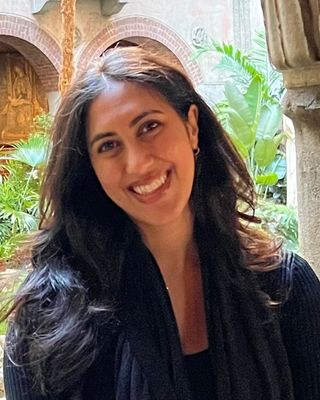 Photo of Nadia Hassan, Psychiatric Nurse Practitioner, DNP, PMHNP