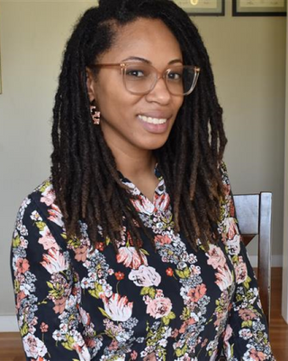 Photo of Alexis McLeod-Hall, Clinical Social Work/Therapist, LCSW