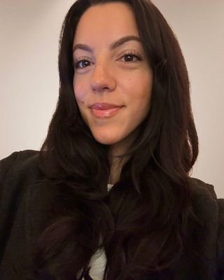 Photo of Angela Lombardi, Registered Psychotherapist, RP, RSW
