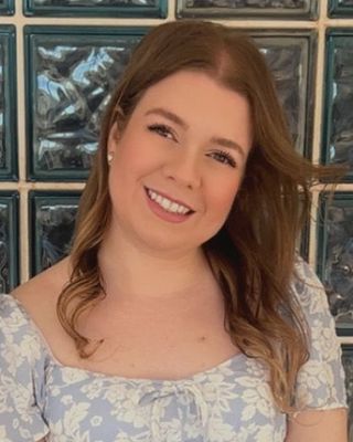 Photo of Stephanie Barbosa - SB Psychotherapy, Registered Social Worker, BASc, BSW, MSW, RSW