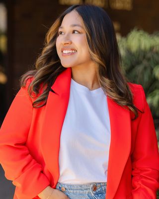 Photo of Andrea Vega, Pre-Licensed Professional