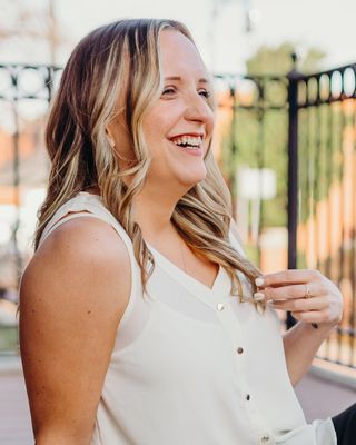 Photo of Kasey Dolloff, Marriage & Family Therapist, MS, LCMFT