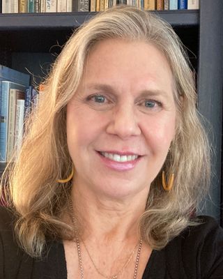 Photo of Suzanne F Bates, Psychologist, PhD