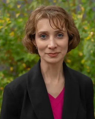 Photo of Negin Babadi, Clinical Social Work/Therapist