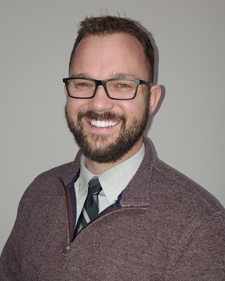 Photo of Dr. Shawn Faust, DNP, PMHNP, Psychiatric Nurse Practitioner